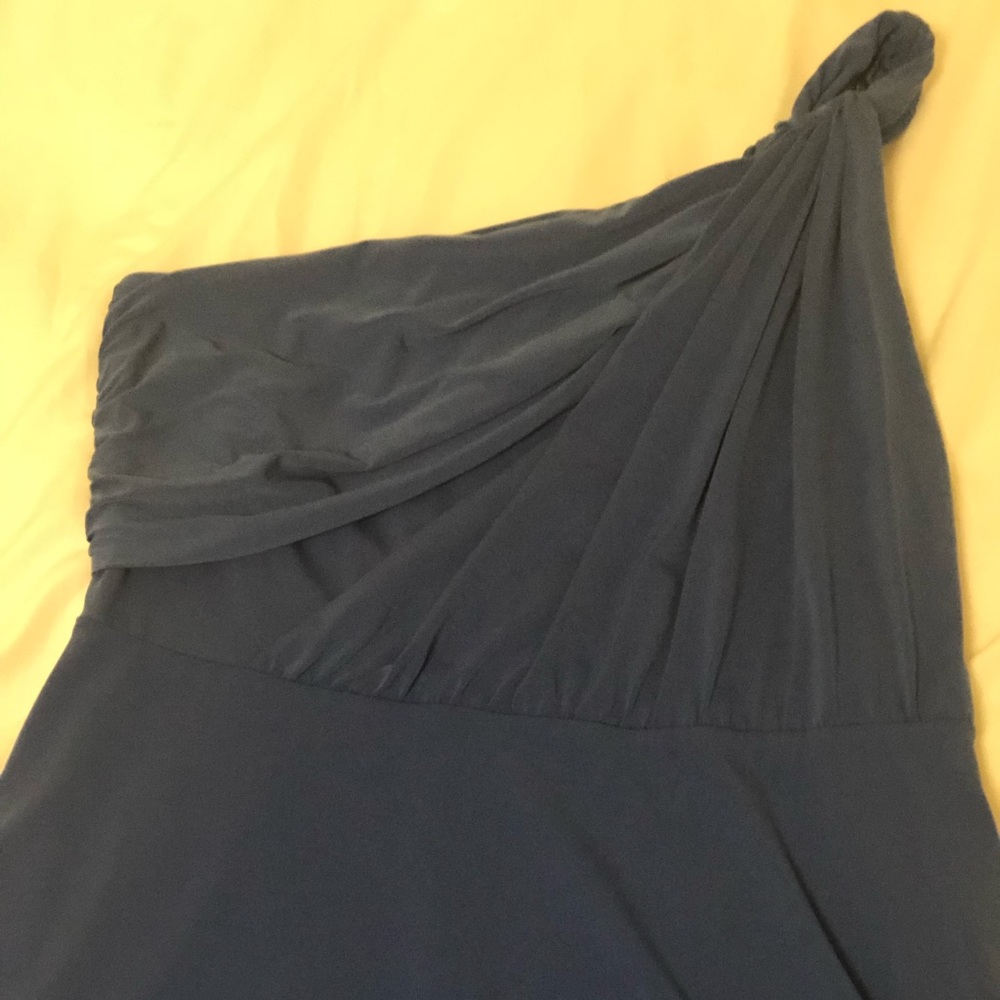 One shoulder dress
